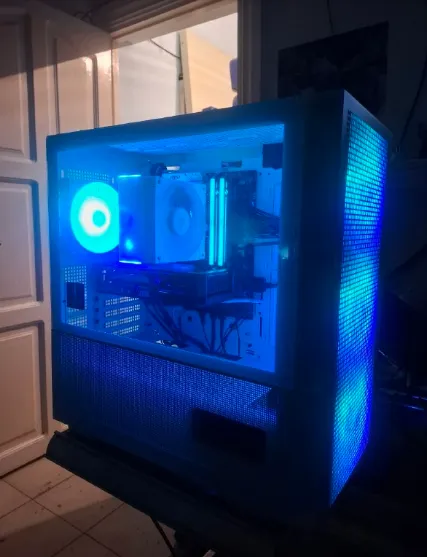 Рабочая станция для AI / 3D-рендера — RTX 4090 + Ryzen 9 7950X